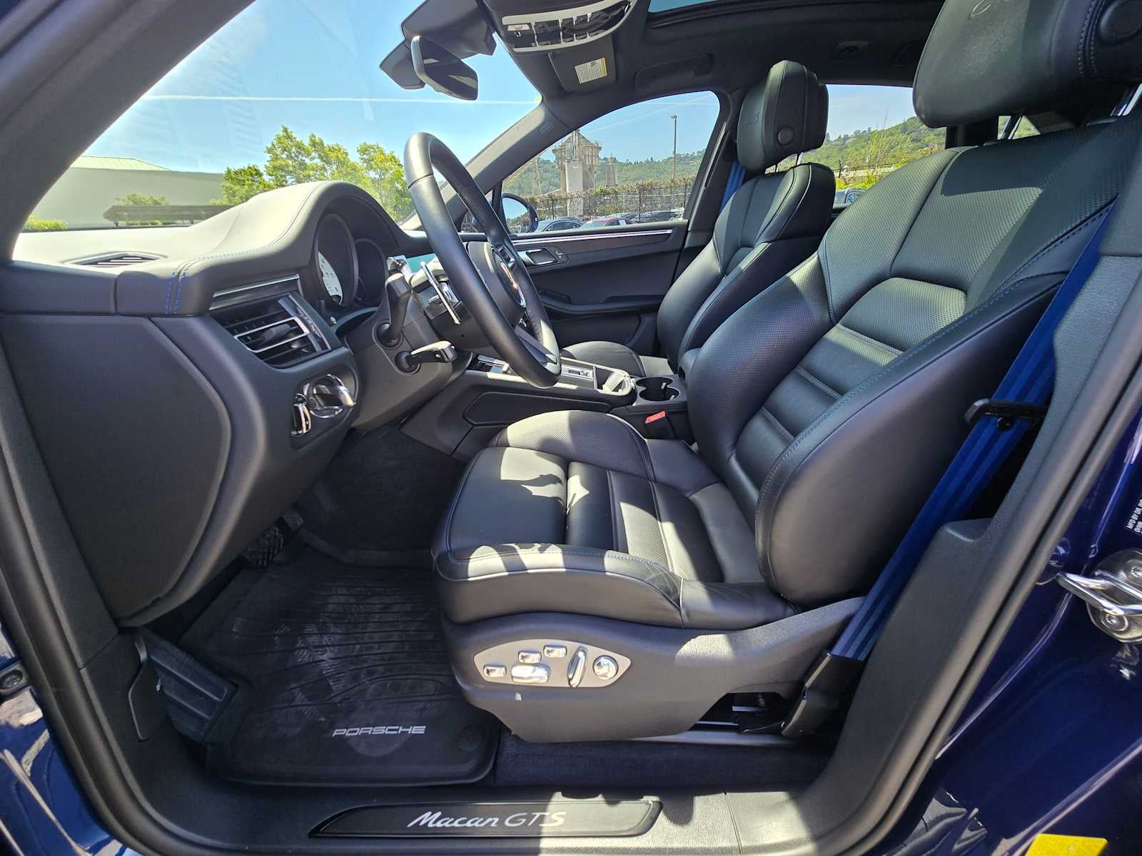 2024 Porsche Macan GTS