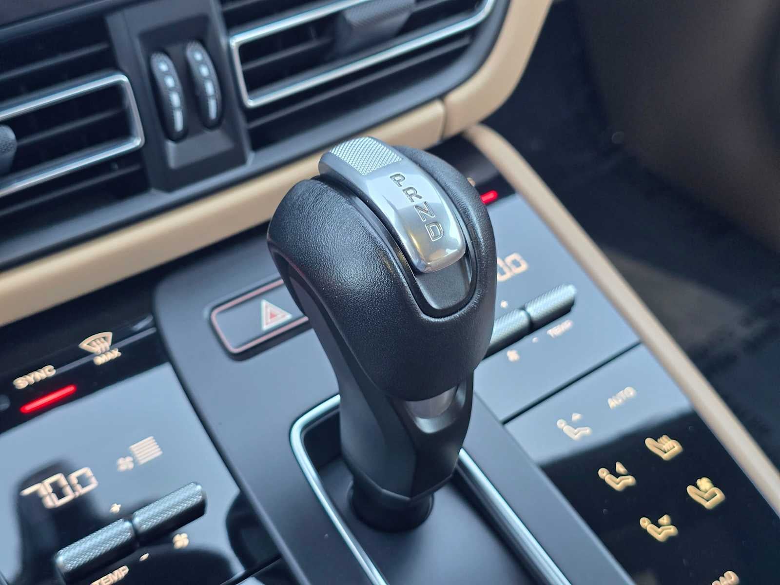 2022 Porsche Macan S