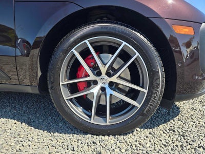 2022 Porsche Macan S