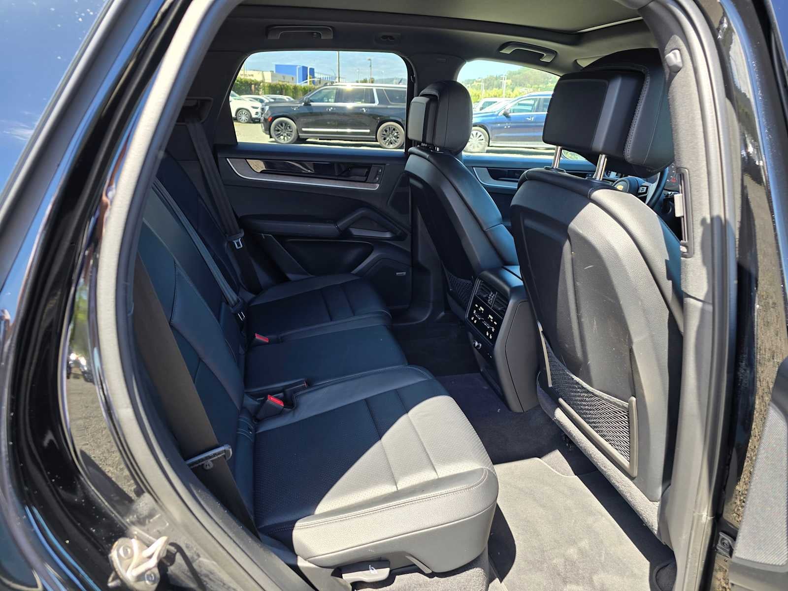 2024 Porsche Cayenne S