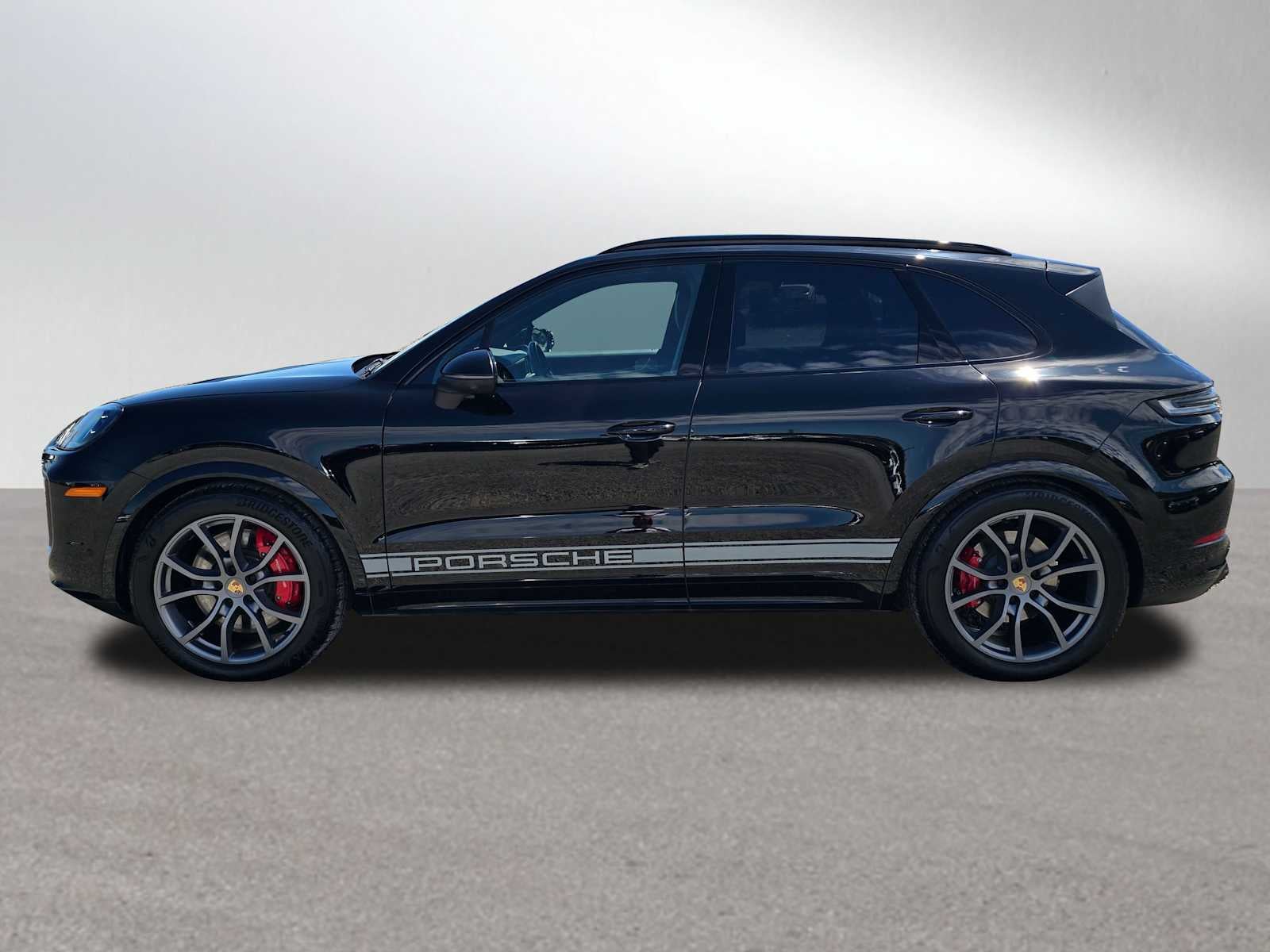 2024 Porsche Cayenne S