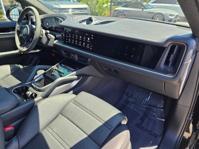 2025 Porsche Cayenne Turbo E-Hybrid