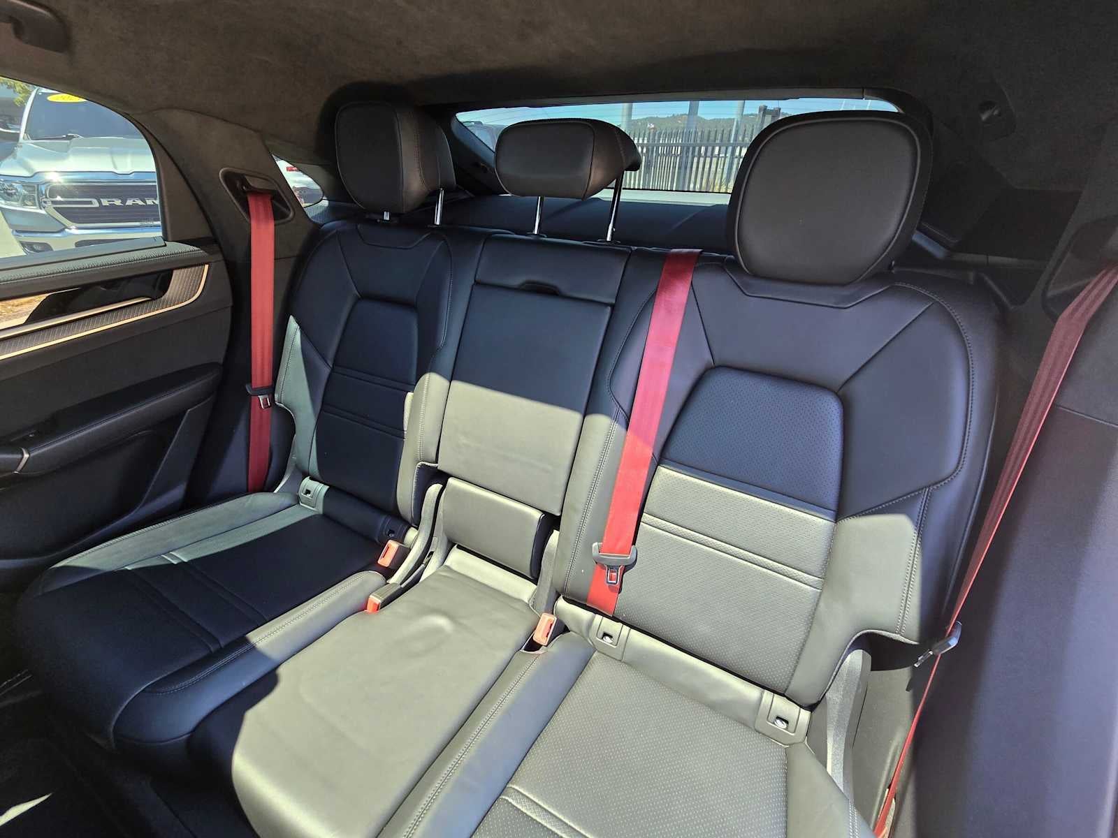 2025 Porsche Cayenne Turbo E-Hybrid