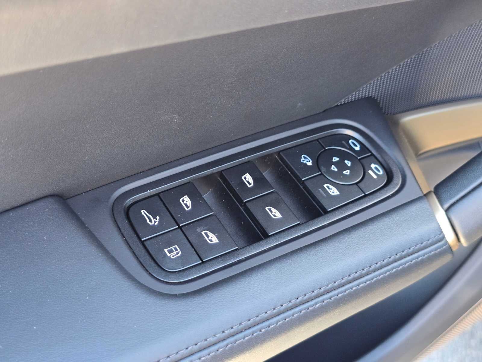 2025 Porsche Cayenne Turbo E-Hybrid