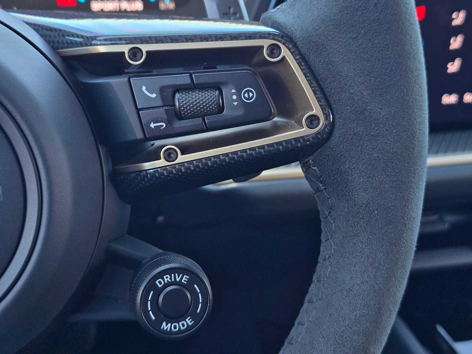 2025 Porsche Cayenne Turbo E-Hybrid