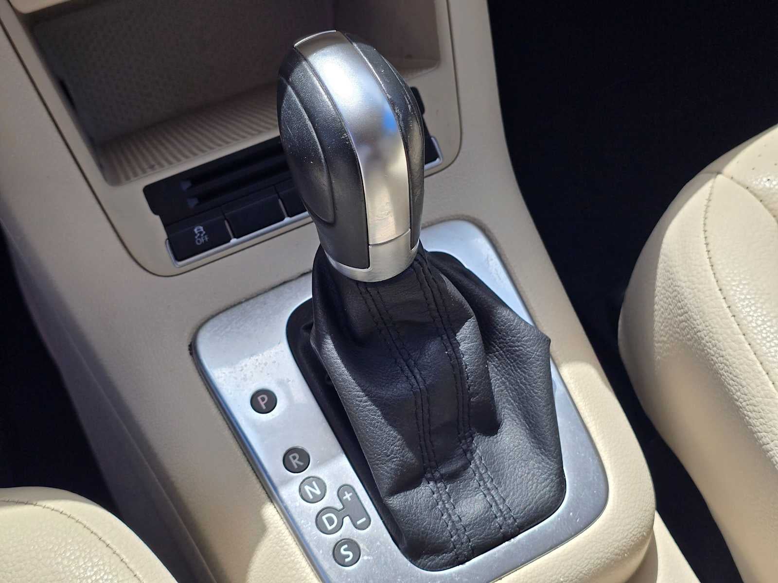 2014 Volkswagen Tiguan SE