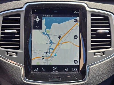 2021 Volvo XC90 Momentum