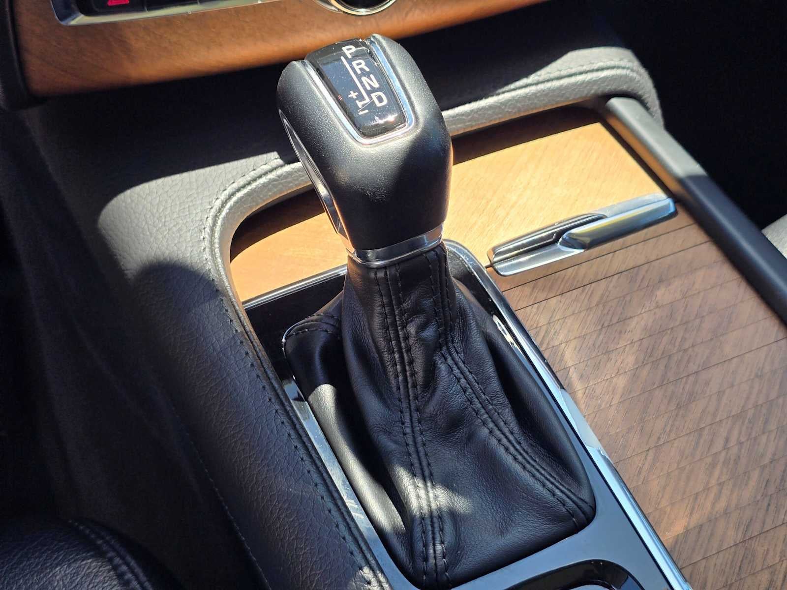 2021 Volvo XC90 Momentum