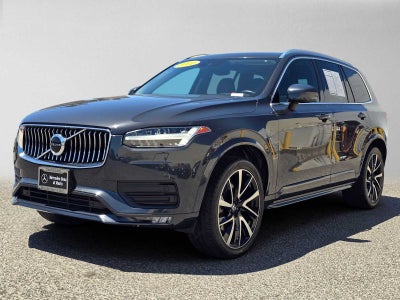 2021 Volvo XC90 Momentum