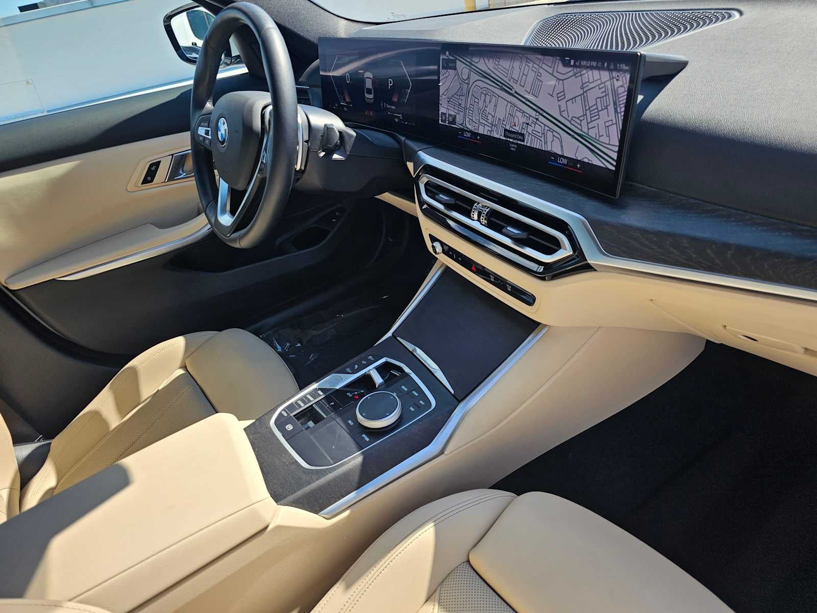 2024 BMW 330i 330i