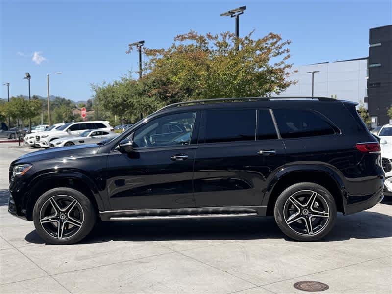 2023 Mercedes-Benz GLS 450 4MATIC® SUV