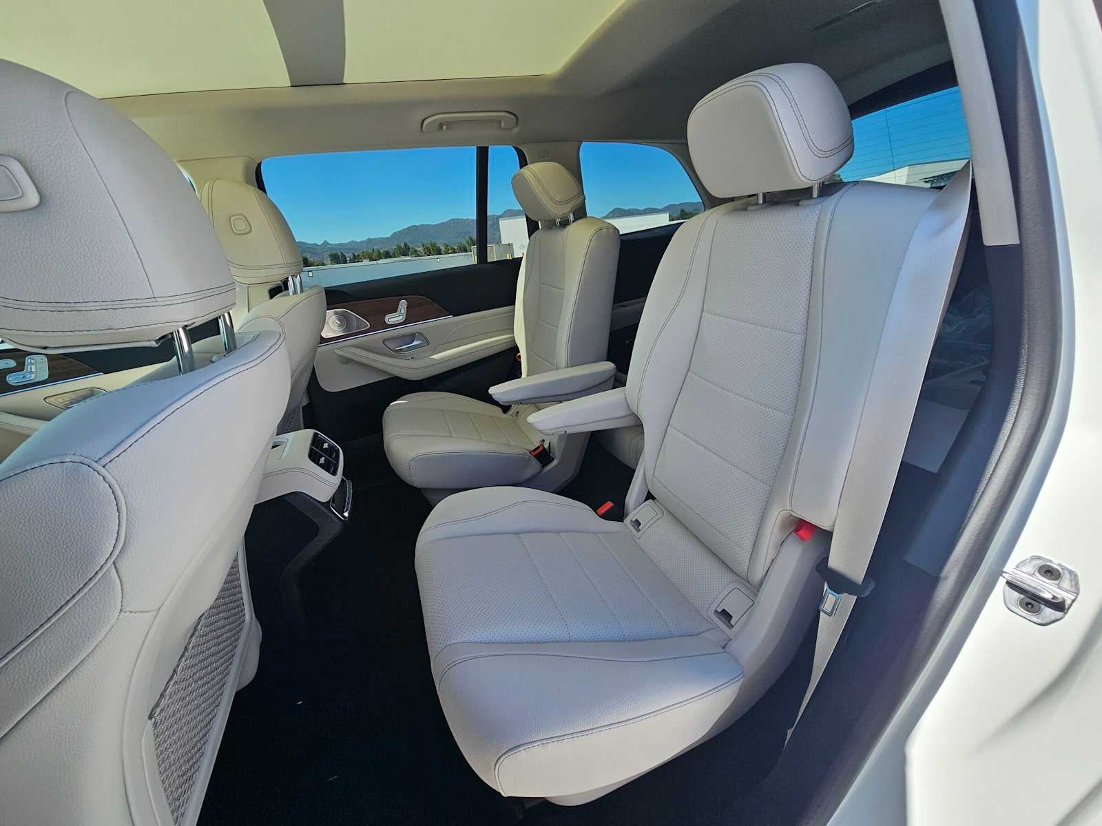 2026 Mercedes-Benz GLS 450 4MATIC® SUV