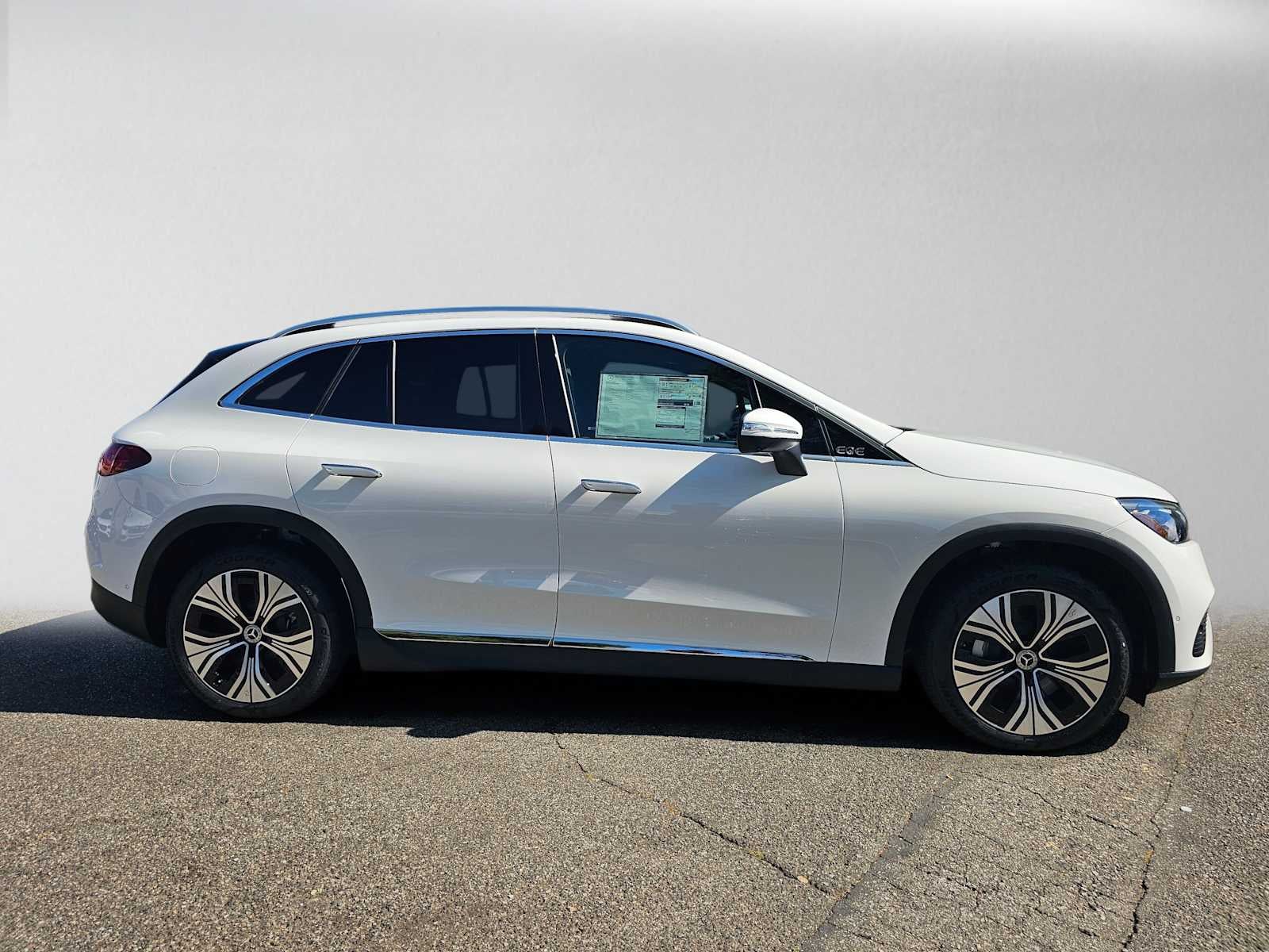 2027 Mercedes-Benz EQE 320 4MATIC® SUV