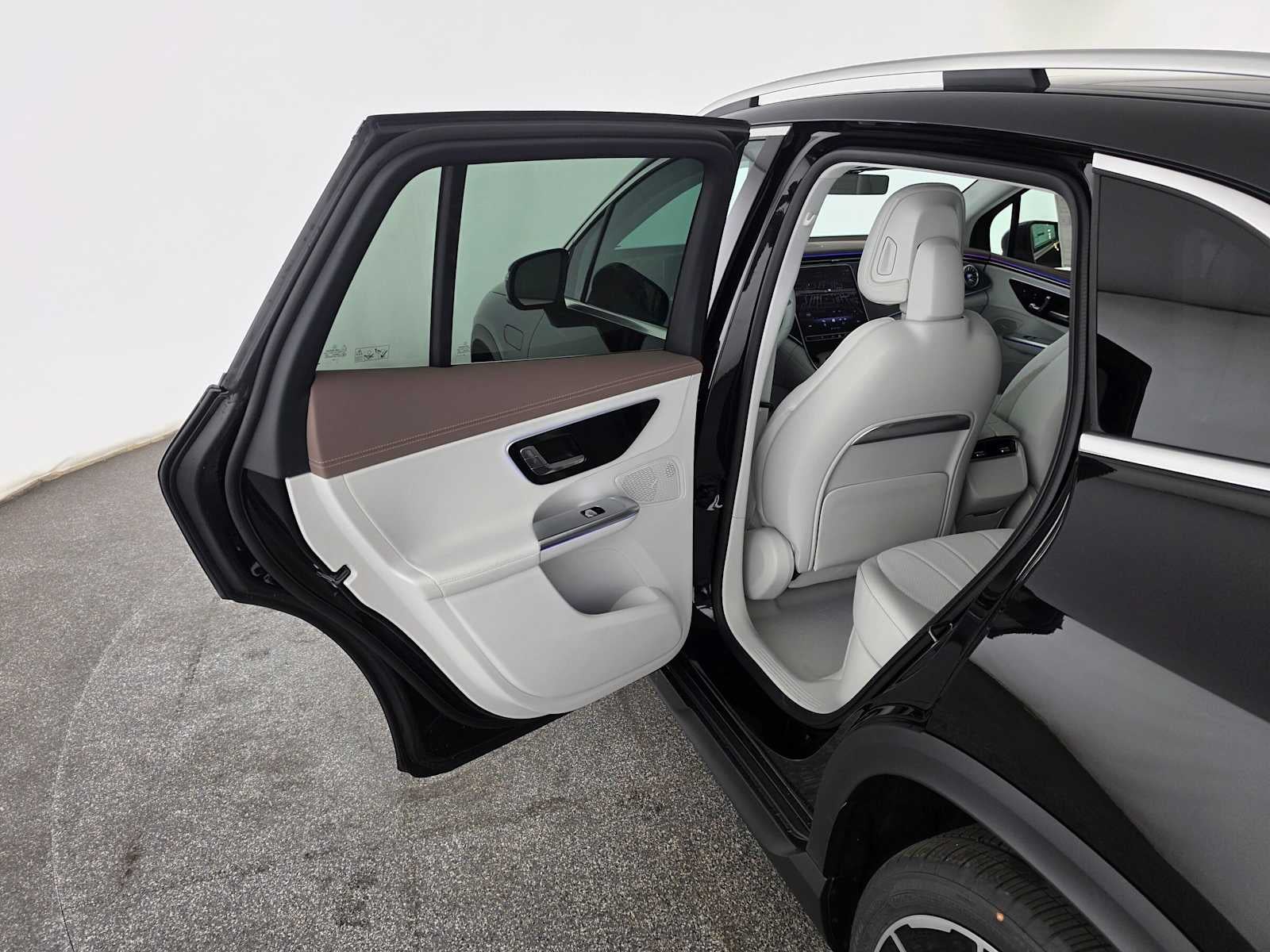 2027 Mercedes-Benz EQE 320 4MATIC® SUV