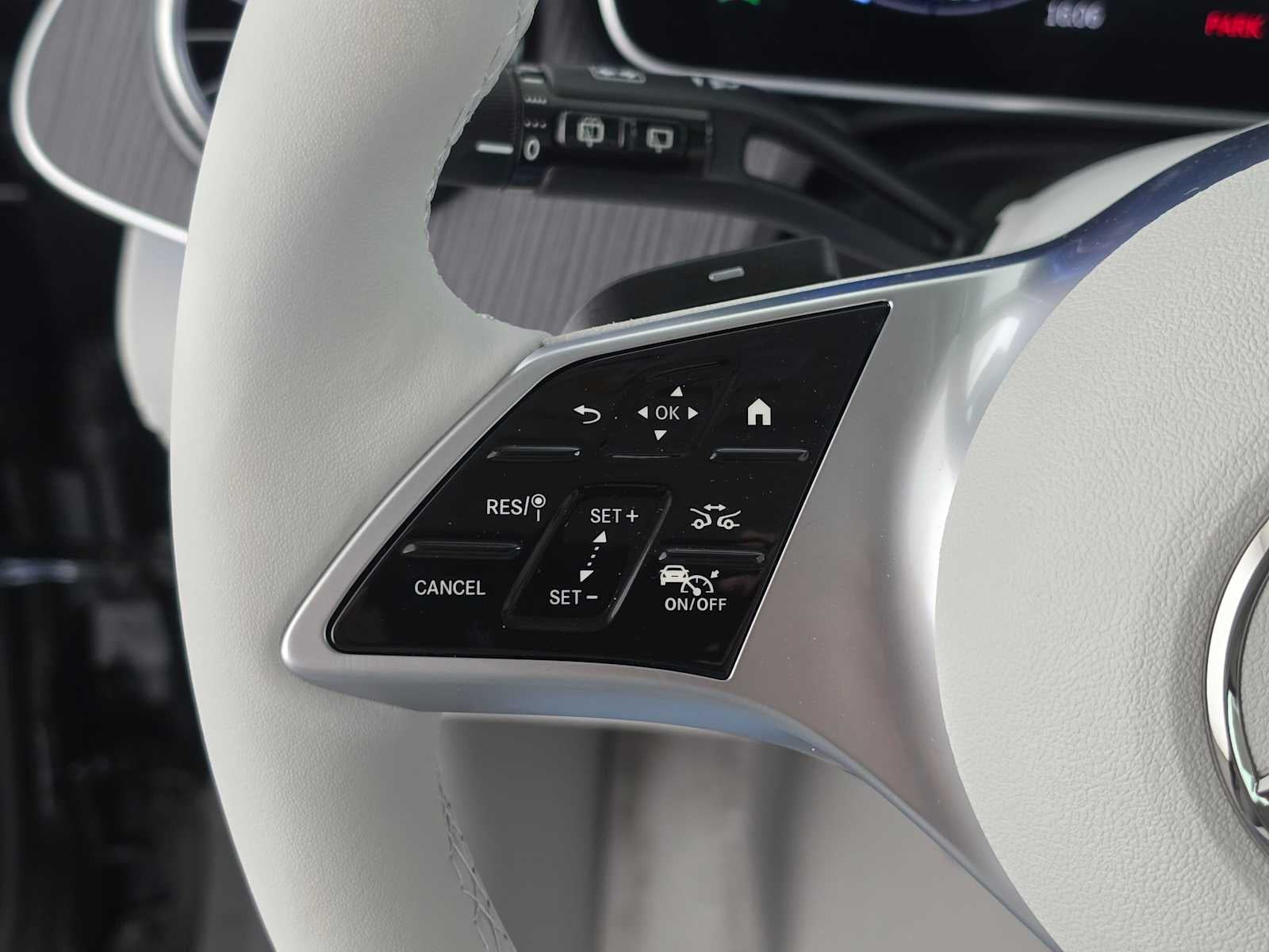 2027 Mercedes-Benz EQE 320 4MATIC® SUV