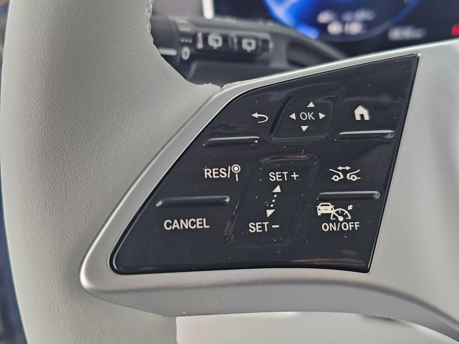 2027 Mercedes-Benz EQE 320 4MATIC® SUV