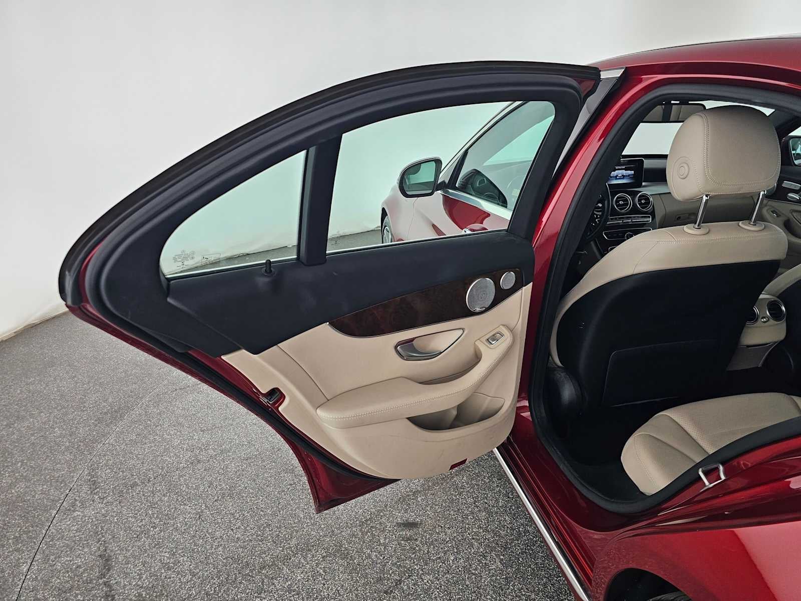 2018 Mercedes-Benz C 300 Sedan