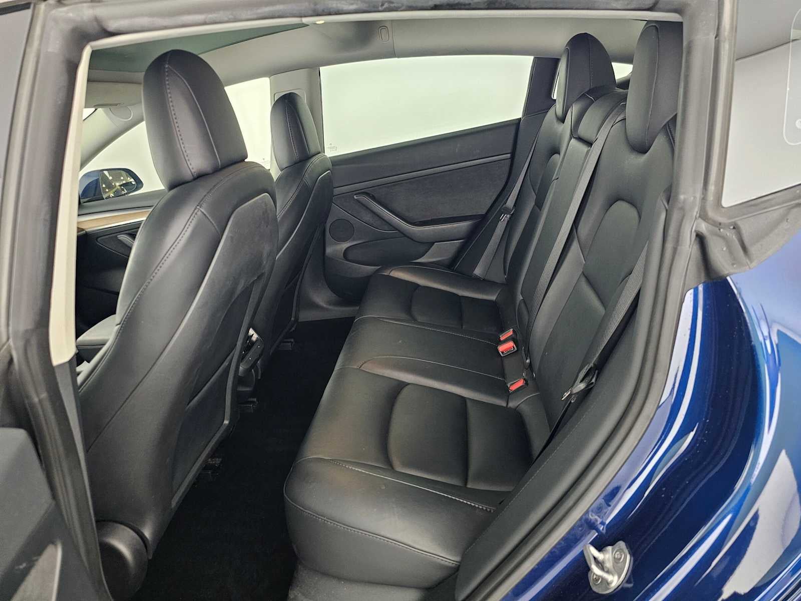 2023 Tesla Model 3 RWD