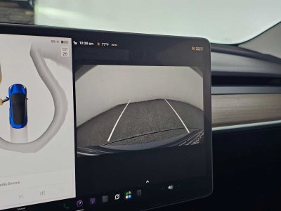 2023 Tesla Model 3 RWD