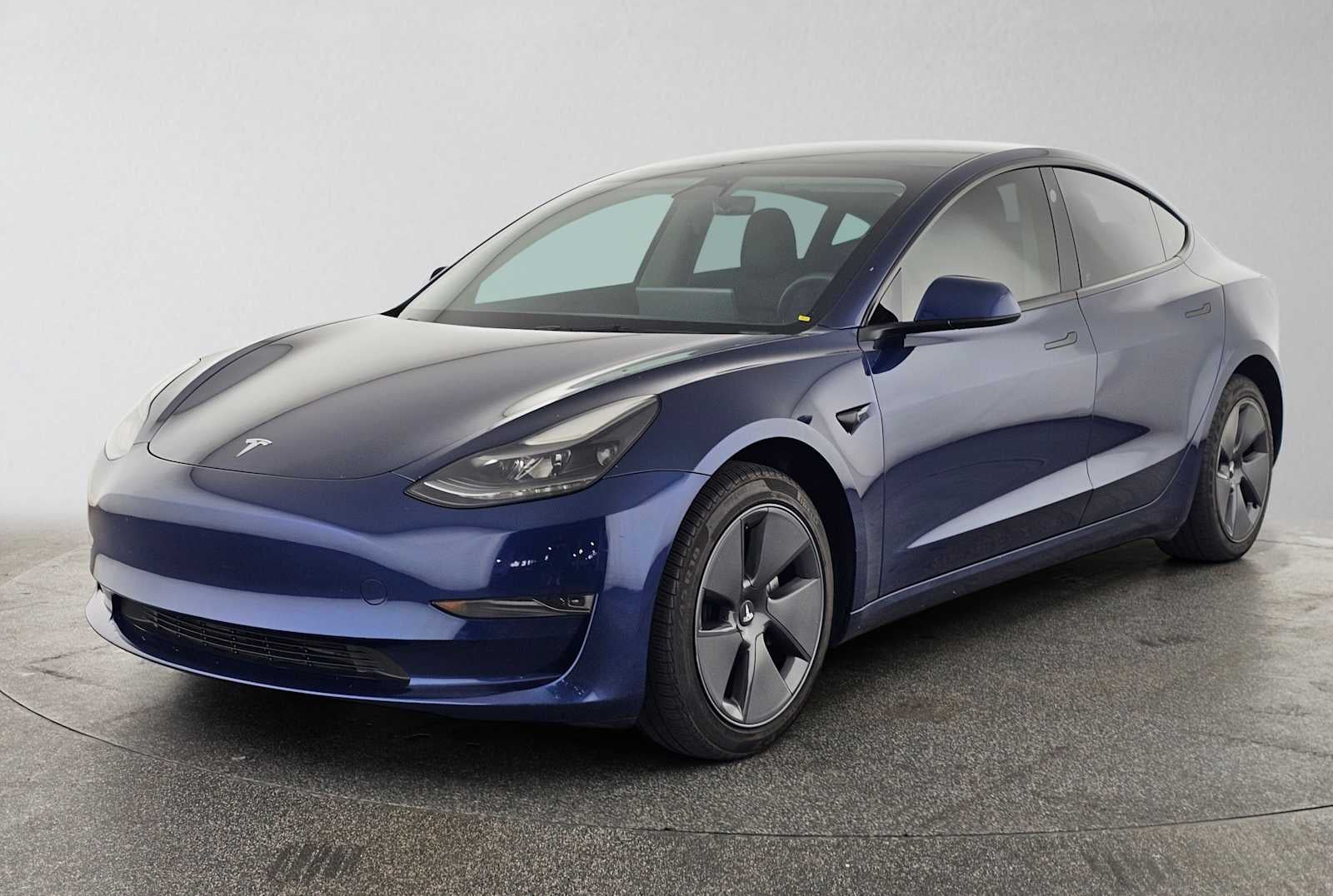 2023 Tesla Model 3 RWD