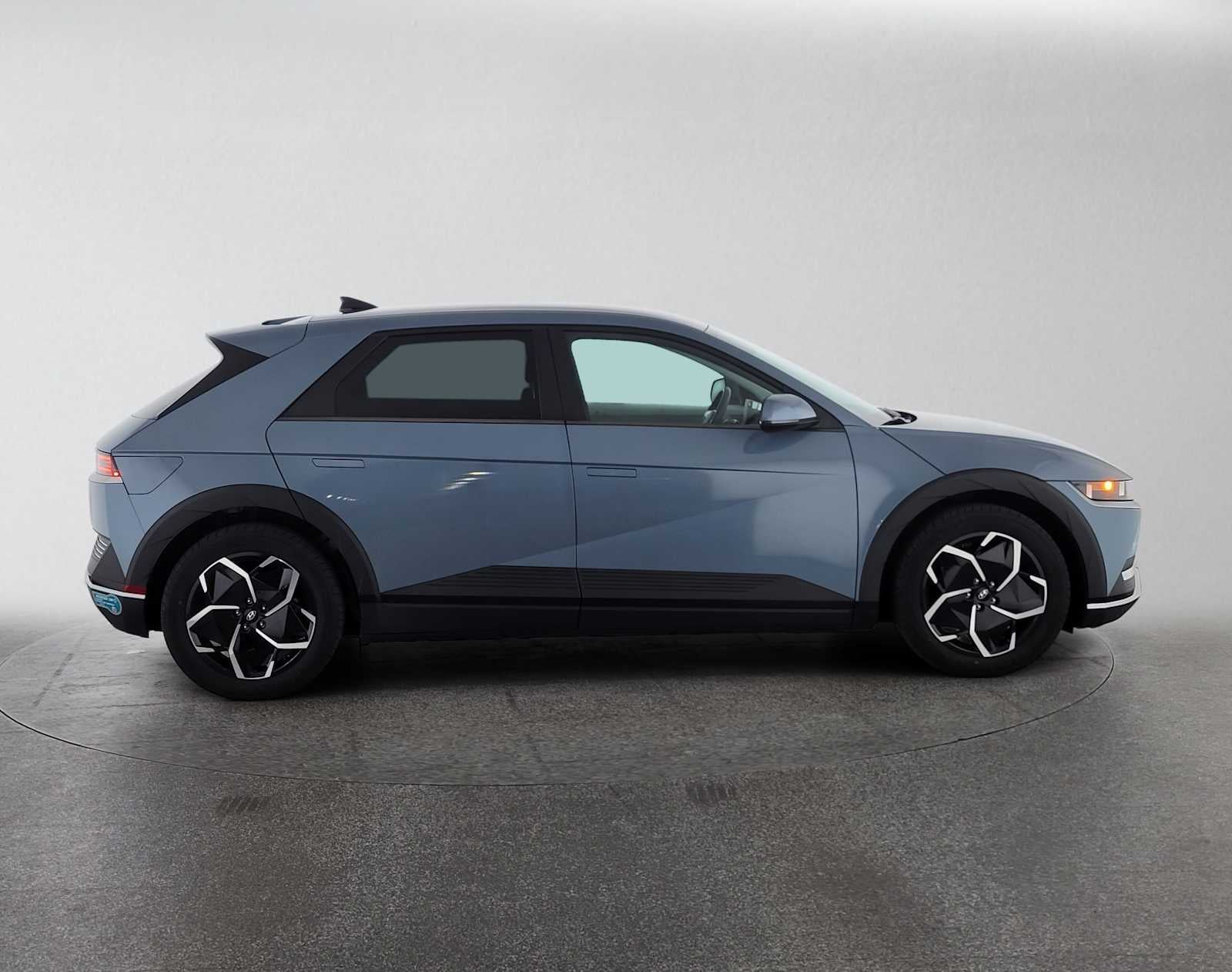 Used 2024 Hyundai IONIQ 5 SEL with VIN KM8KN4DE9RU279781 for sale in Thousand Oaks, CA