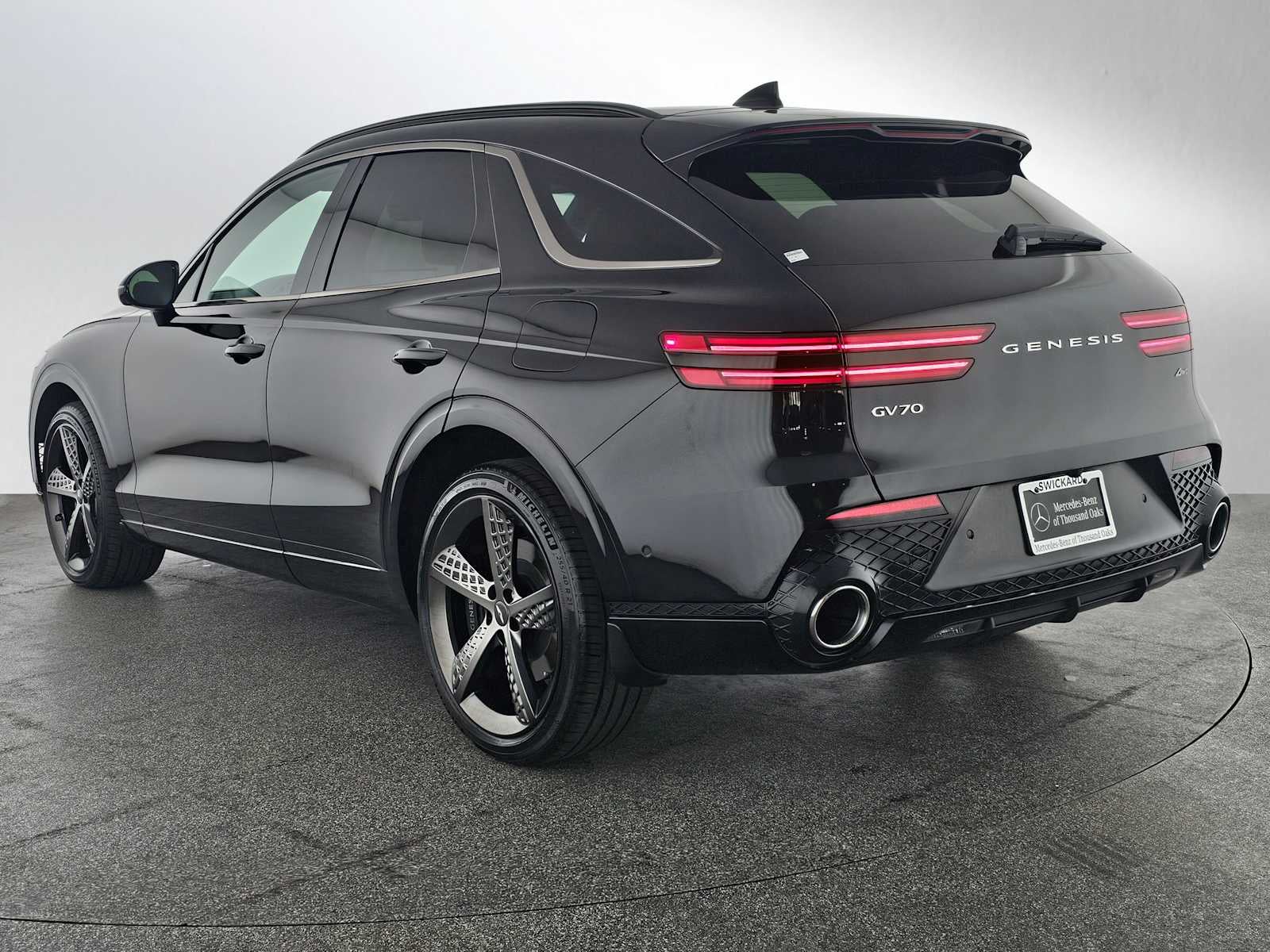 2023 Genesis GV70 2.5T