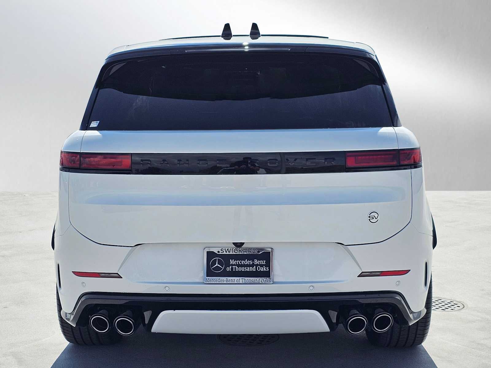 2026 Land Rover Range Rover Sport SV