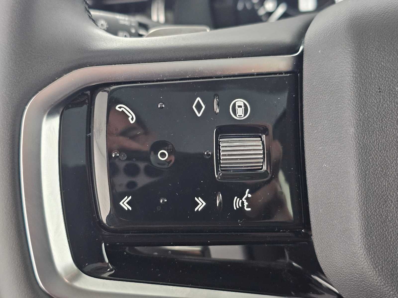 2025 Land Rover Discovery Sport S