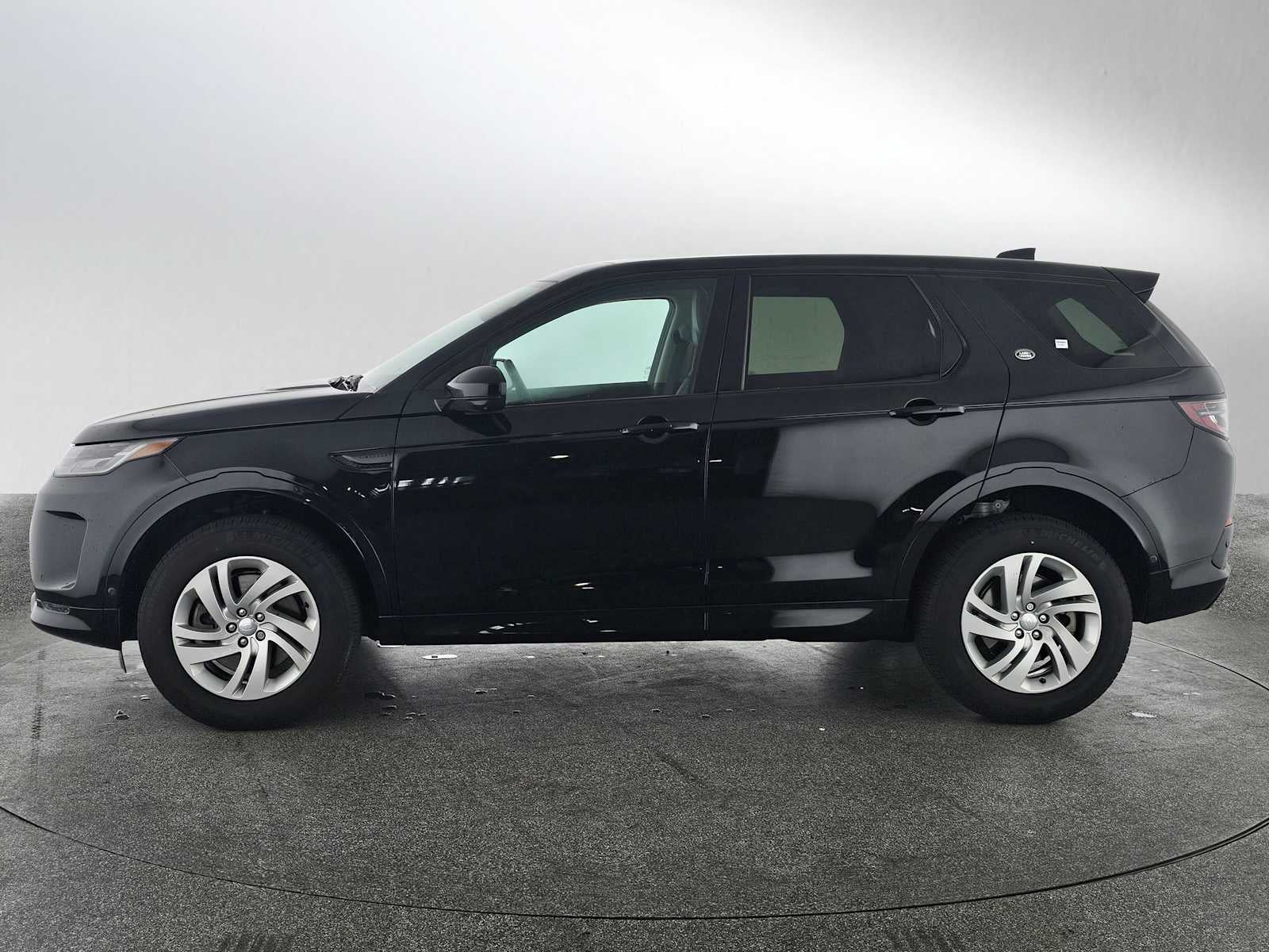2025 Land Rover Discovery Sport S
