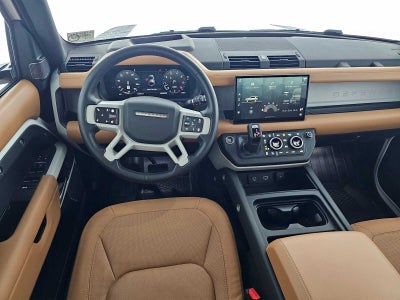 2024 Land Rover Defender SE