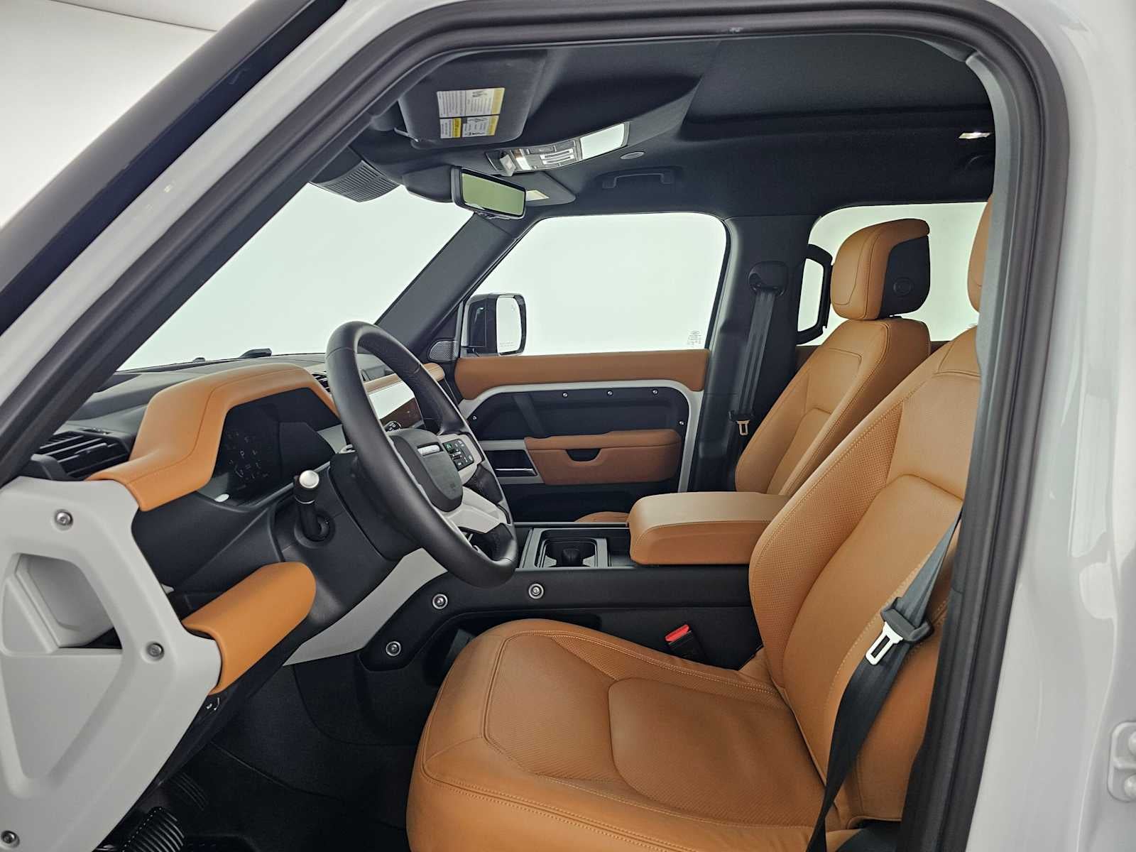 2024 Land Rover Defender SE