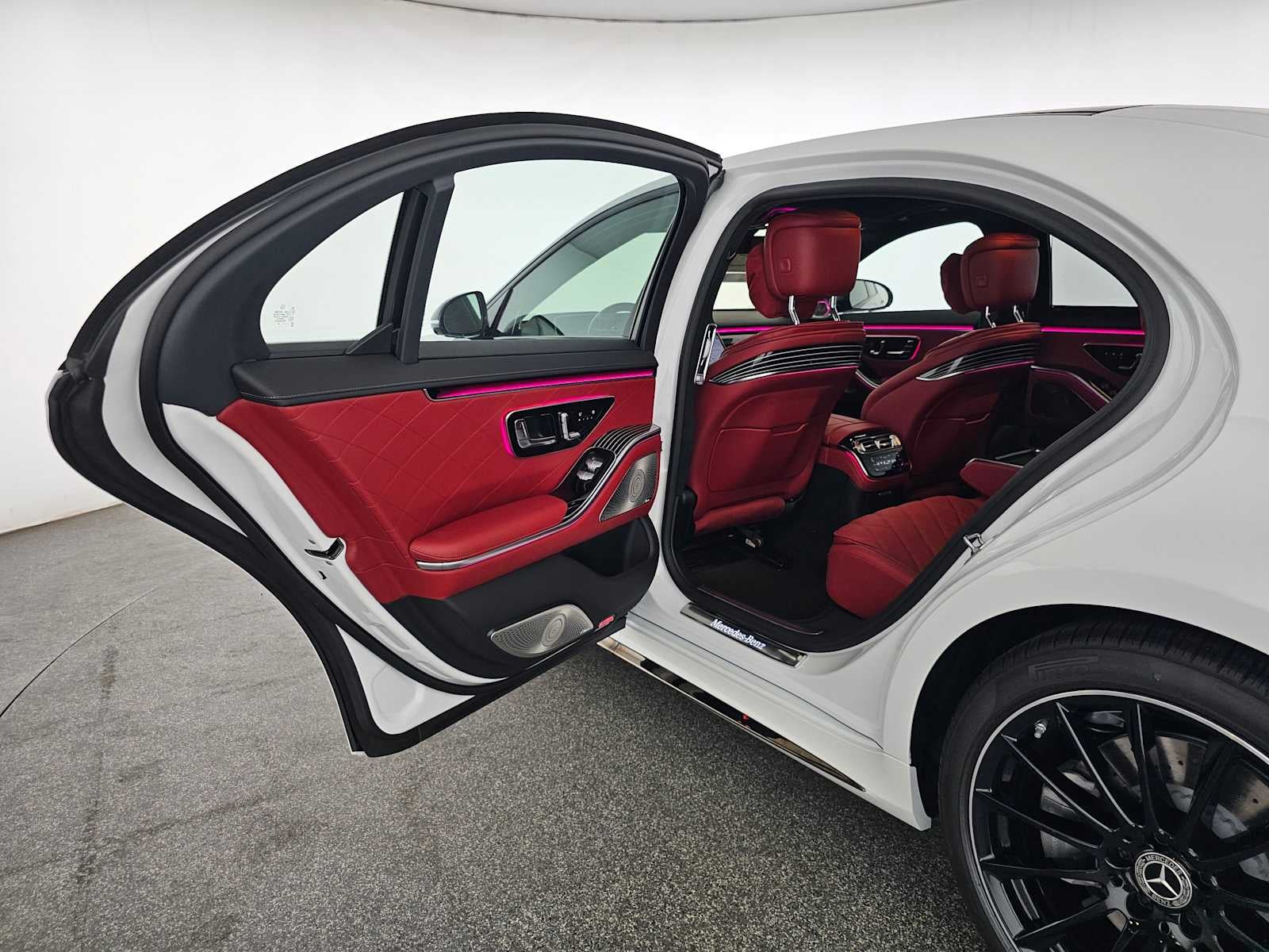 2025 Mercedes-Benz S-Class S 580