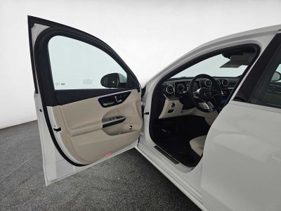 2026 Mercedes-Benz C 300 C 300