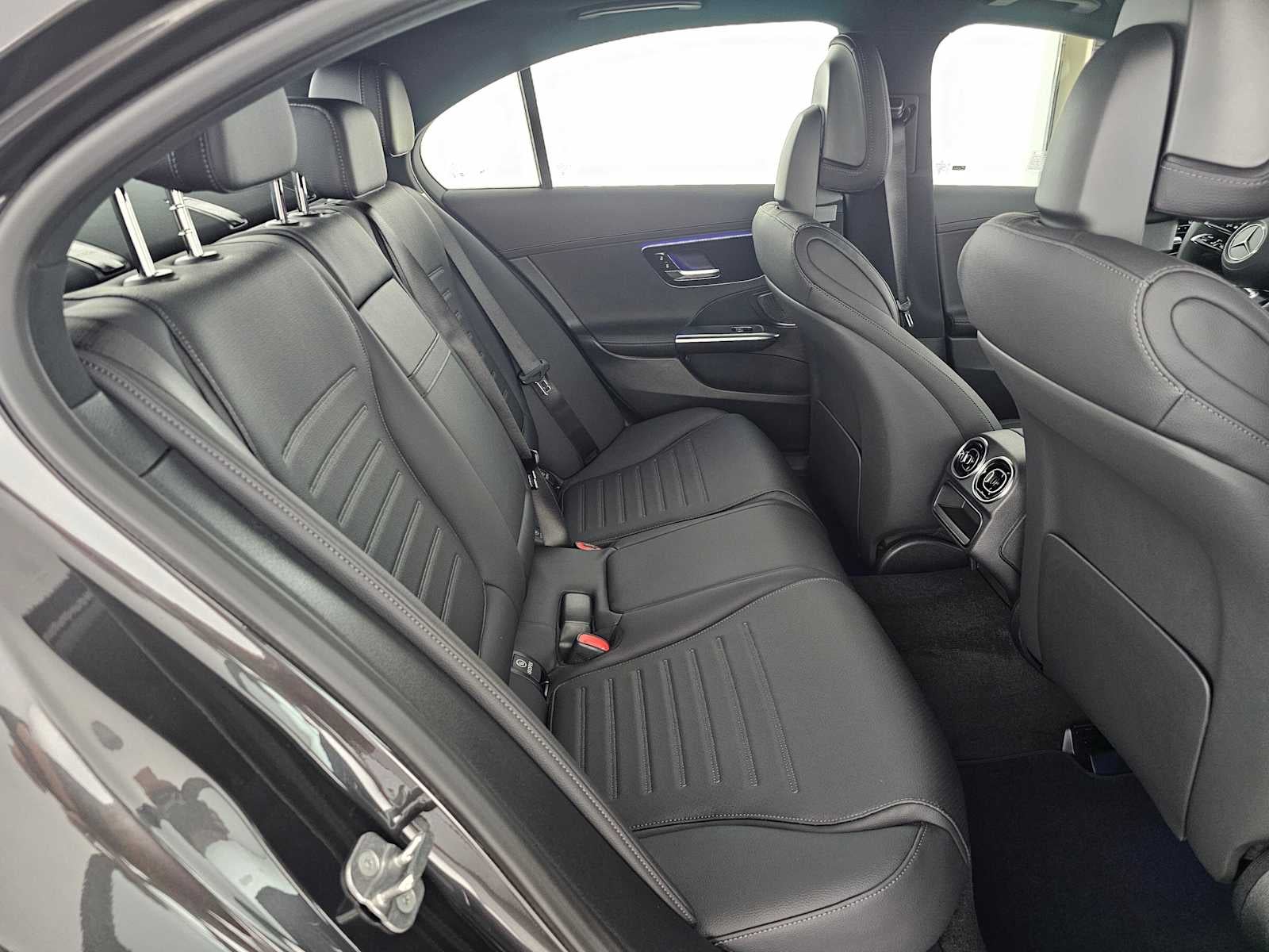 2026 Mercedes-Benz C 300 C 300