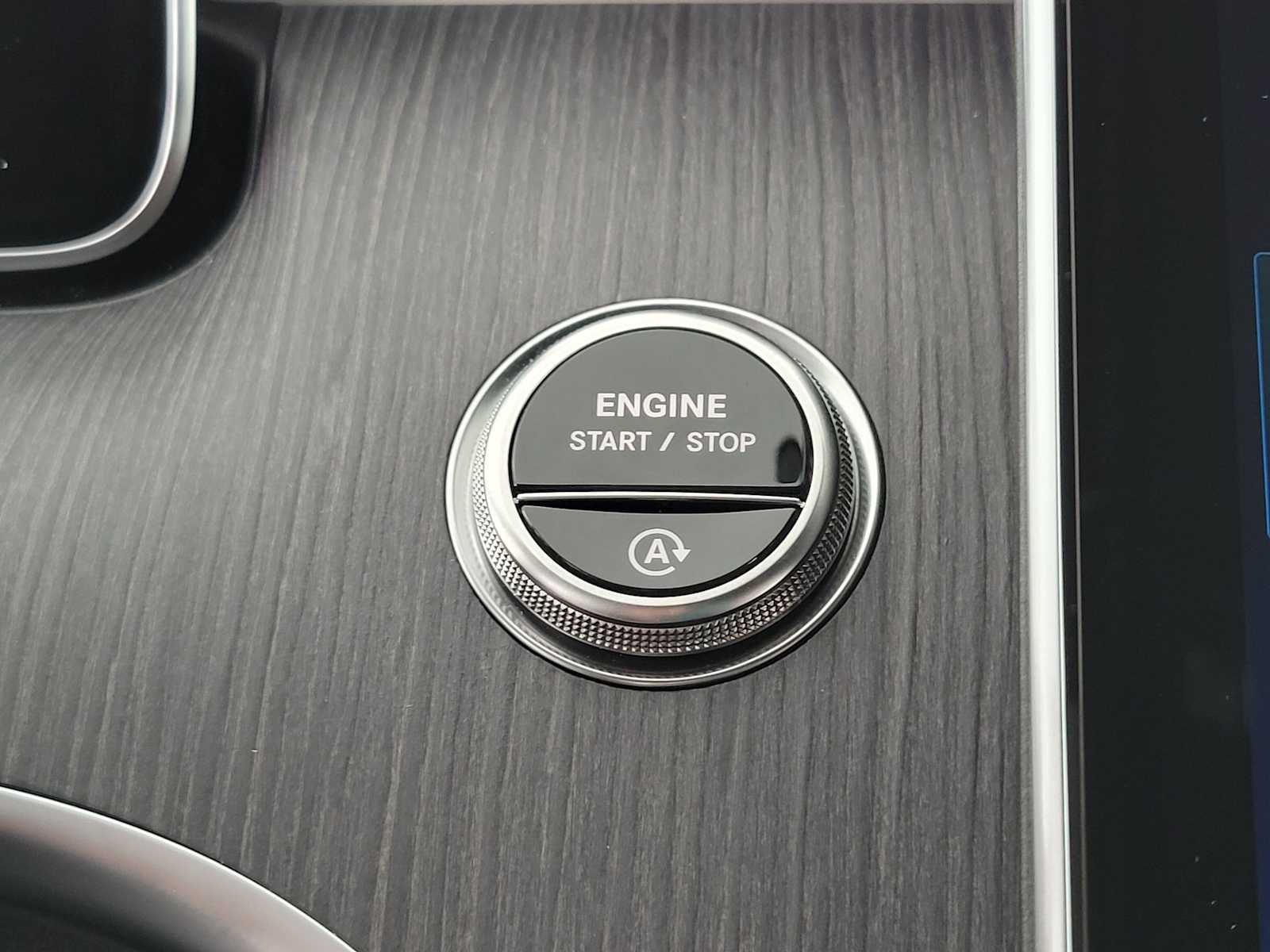 2026 Mercedes-Benz C 300 Sedan