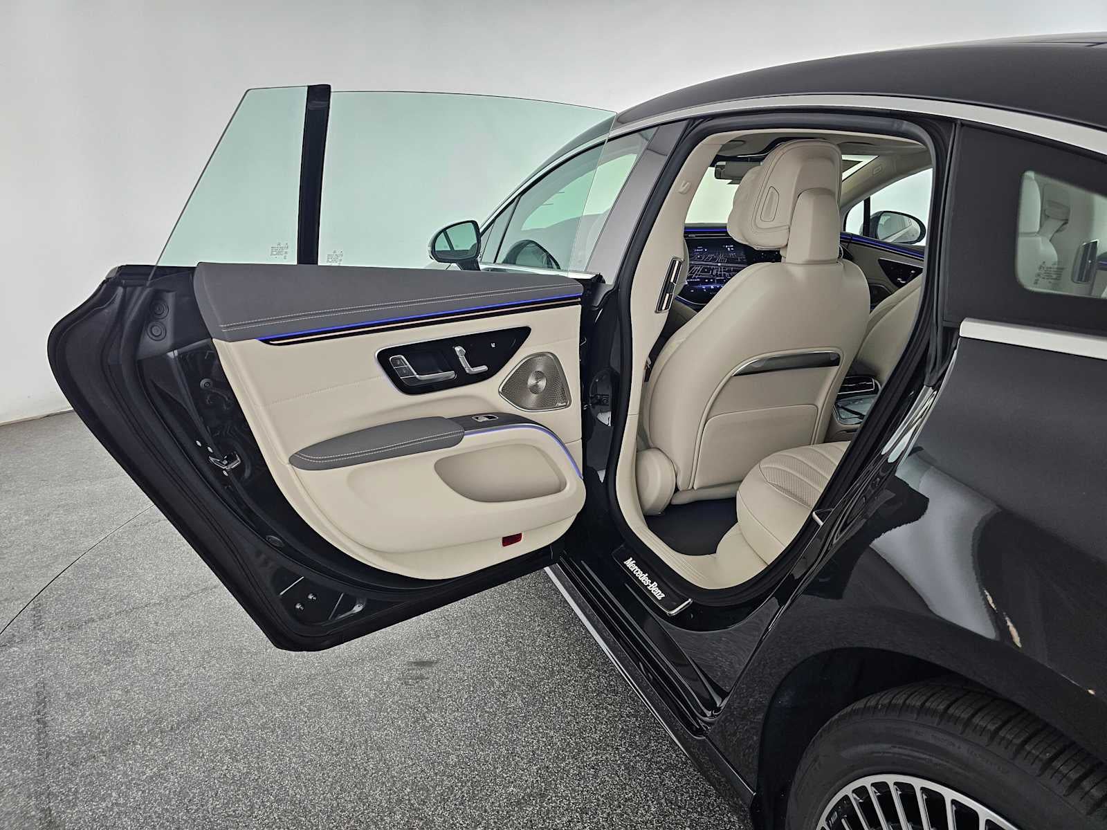 2026 Mercedes-Benz EQS 450 4MATIC® Sedan