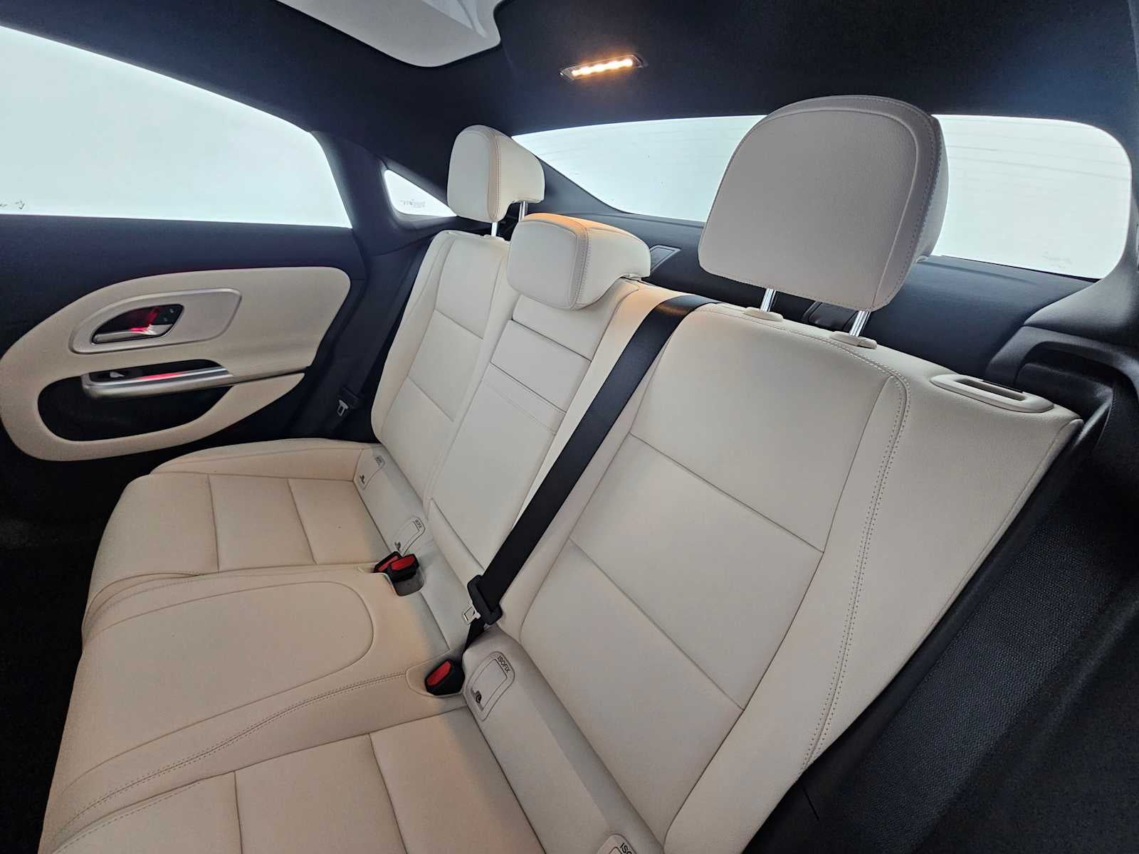 2026 Mercedes-Benz CLA 350 4MATIC® Sedan