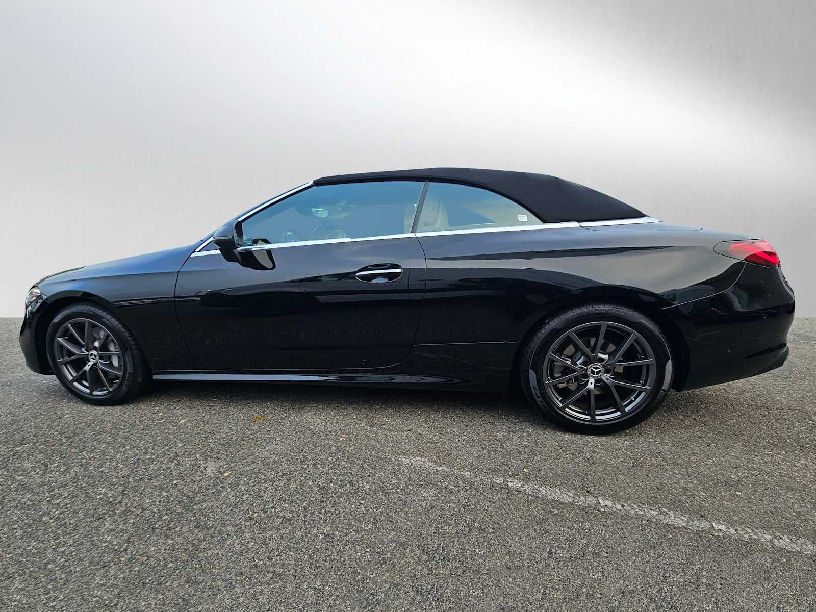 2026 Mercedes-Benz CLE 300 4MATIC® Cabriolet