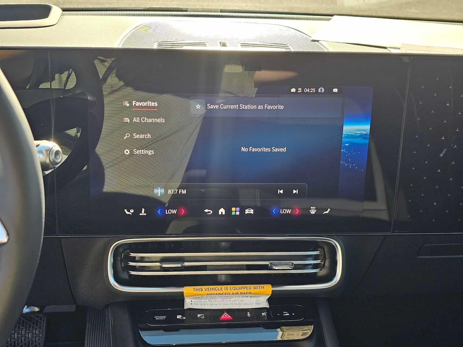 2027 Mercedes-Benz CLA 220 Hybrid FWD