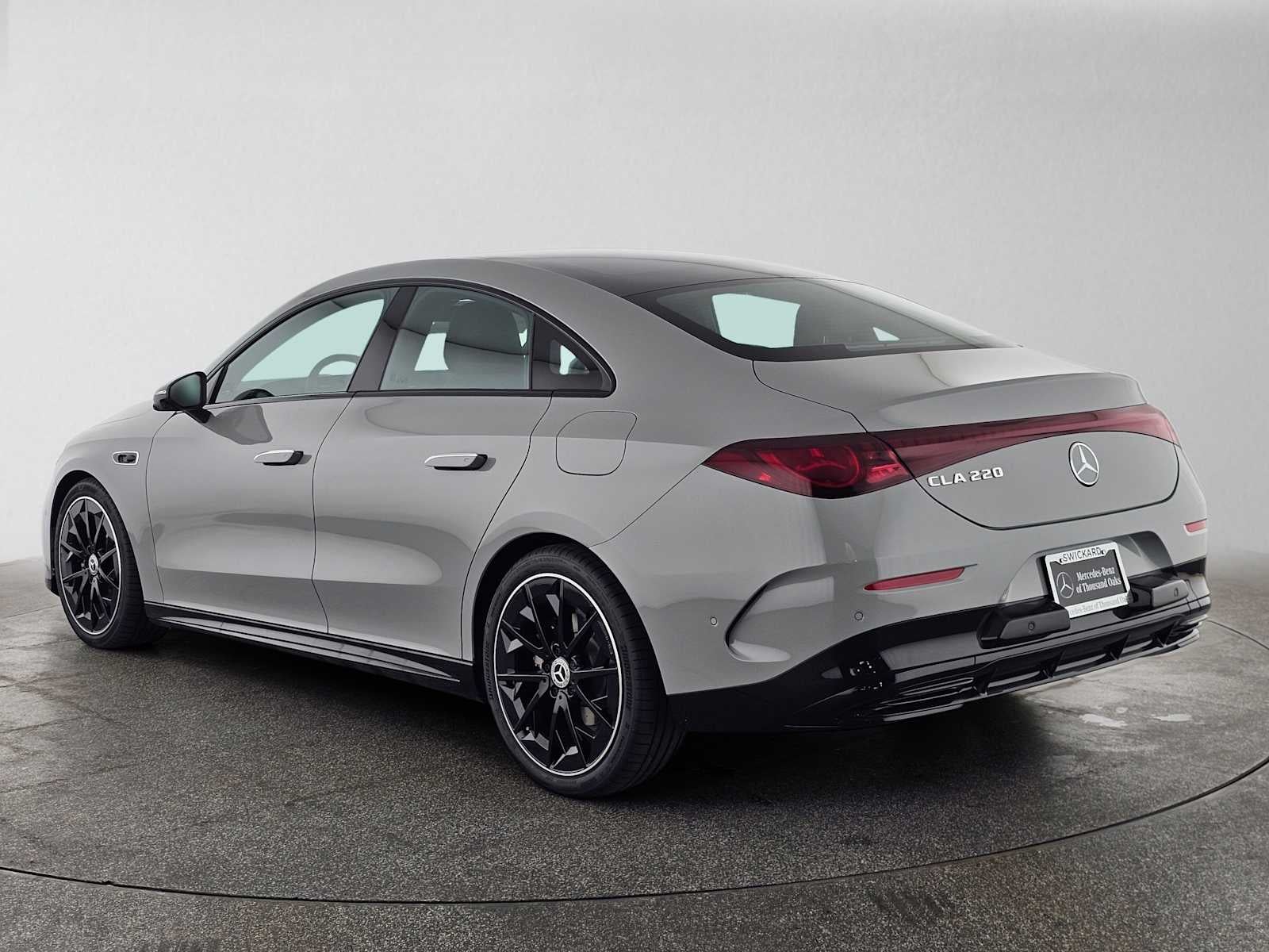 2027 Mercedes-Benz CLA 220 Hybrid FWD