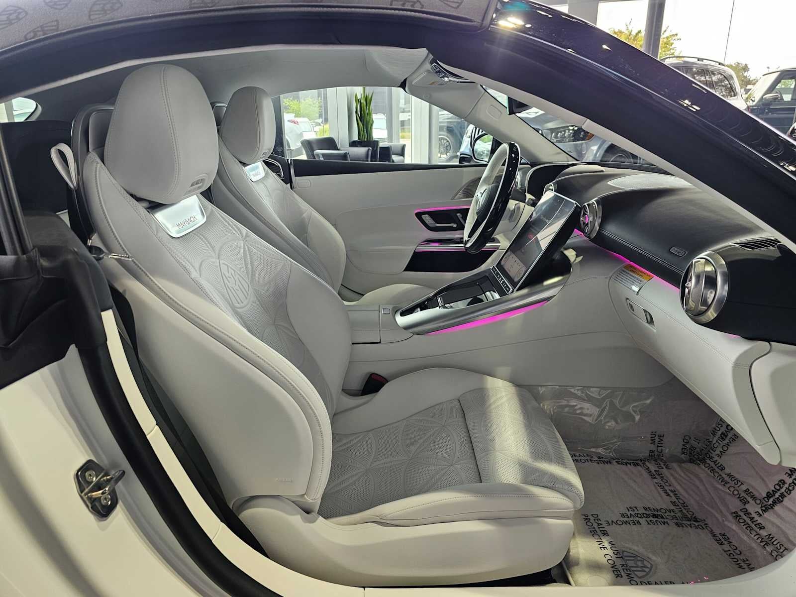 2026 Mercedes-Benz Maybach SL 680 Roadster