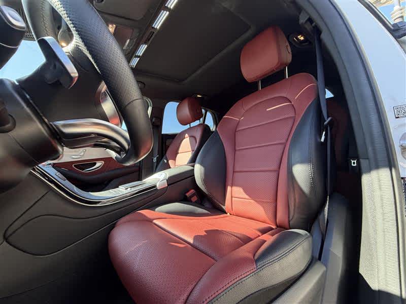 2022 Mercedes-Benz GLC 300 GLC 300