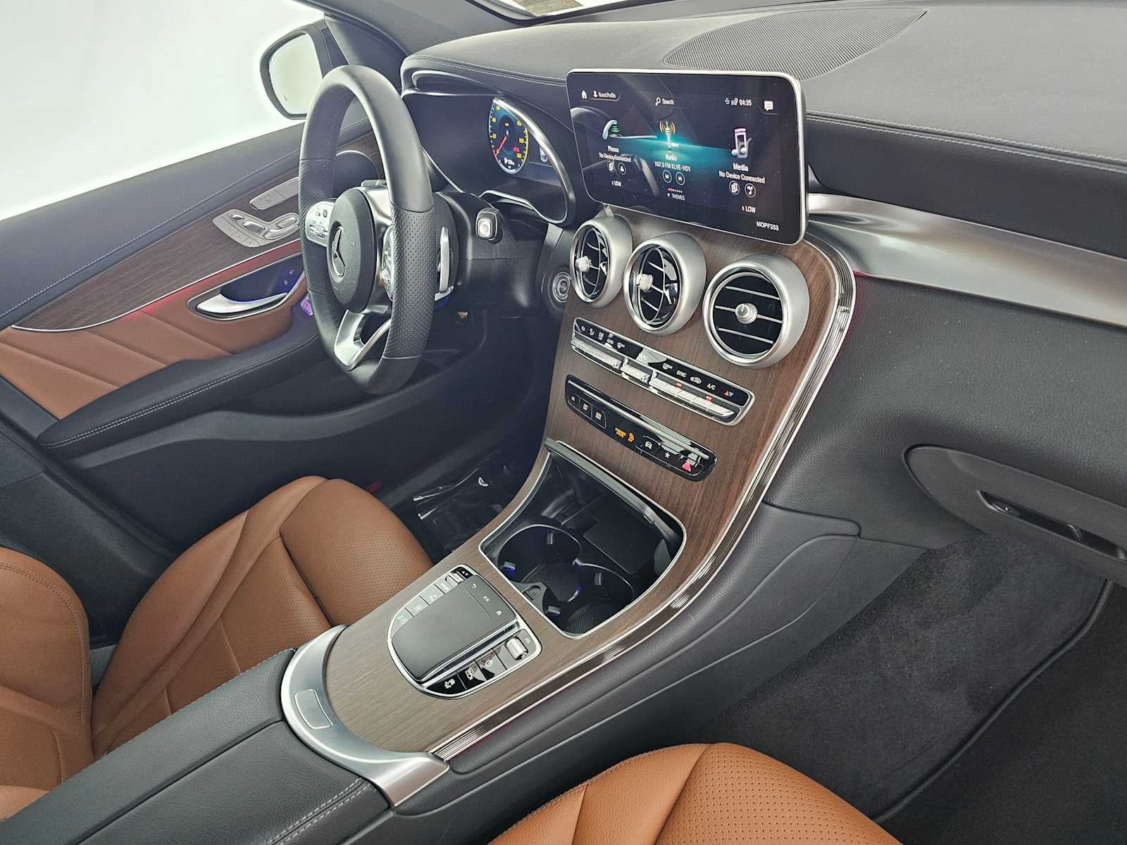 2022 Mercedes-Benz GLC 300 GLC 300