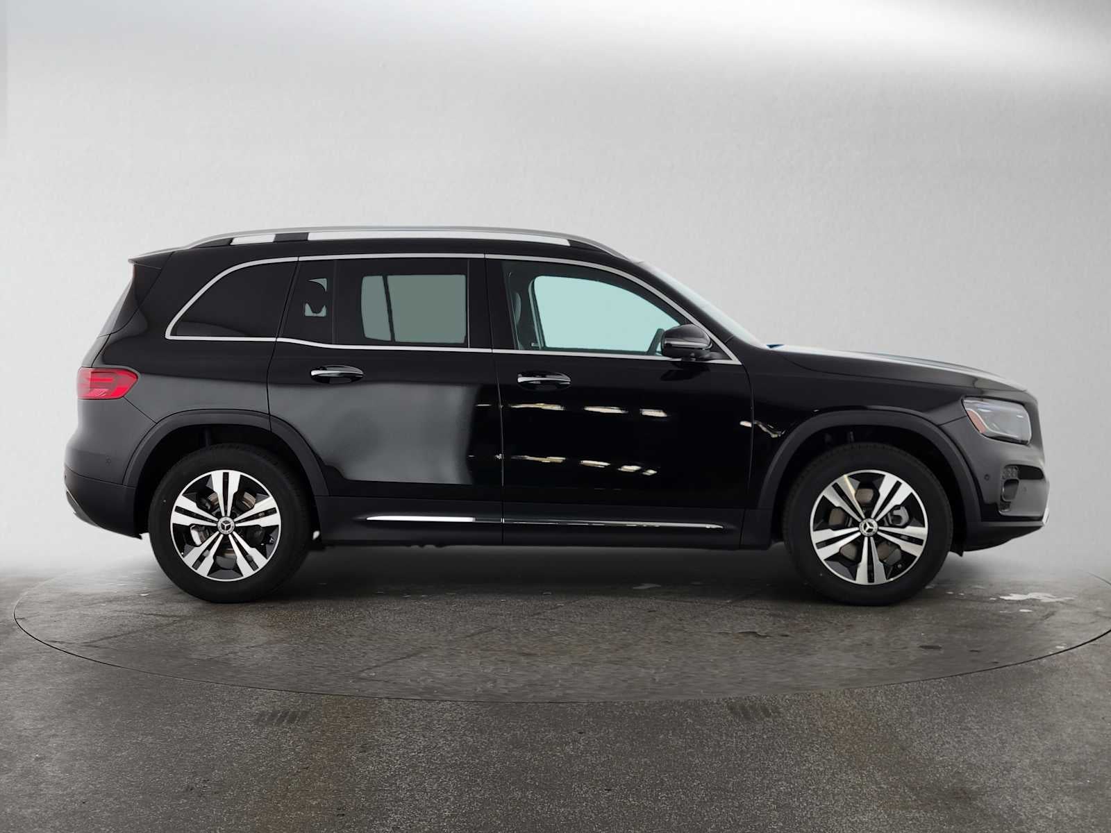2026 Mercedes-Benz GLB 250 SUV