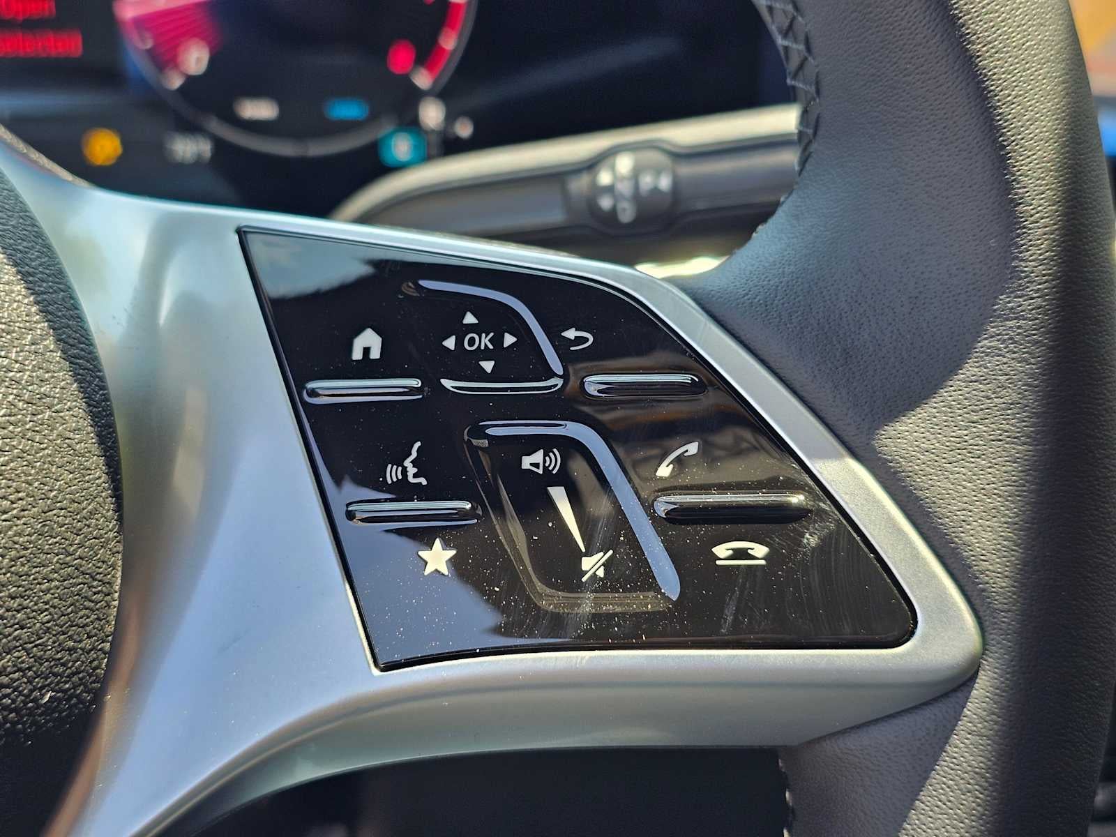 2026 Mercedes-Benz GLB 250 SUV