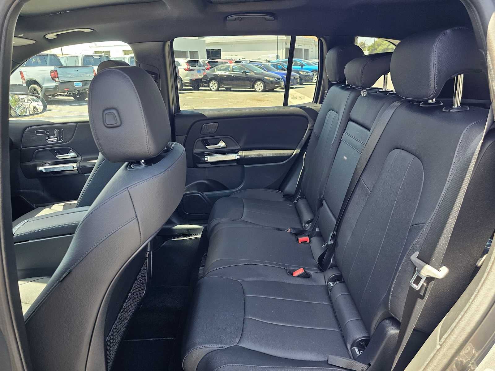 2026 Mercedes-Benz GLB 250 SUV