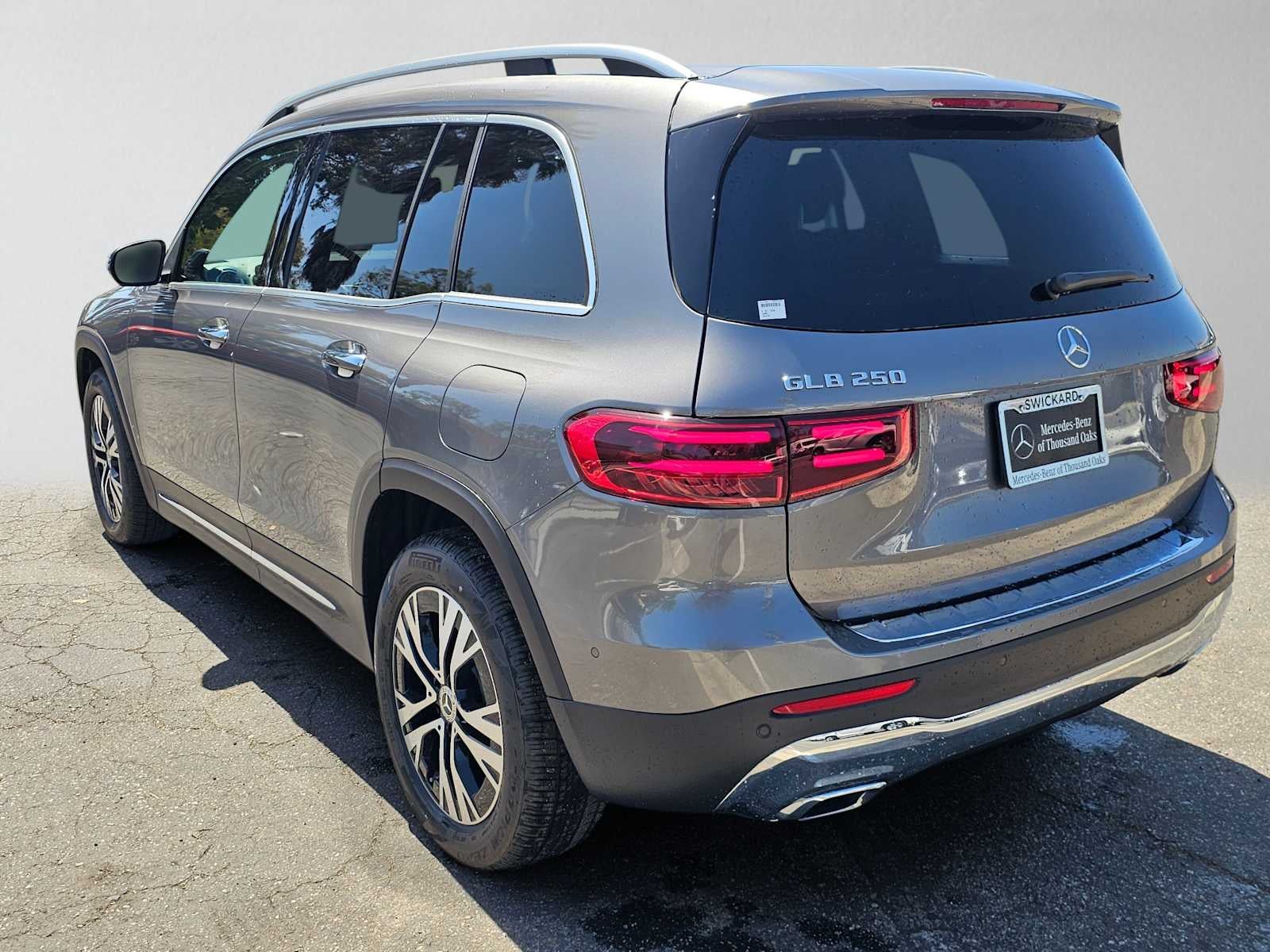 2026 Mercedes-Benz GLB 250 SUV
