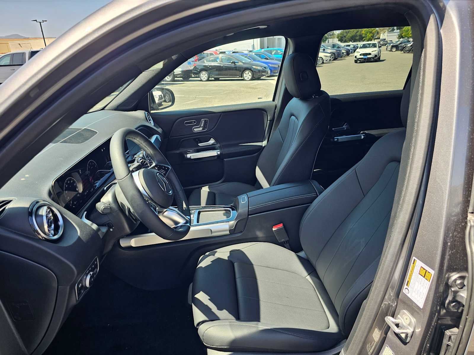 2026 Mercedes-Benz GLB 250 SUV