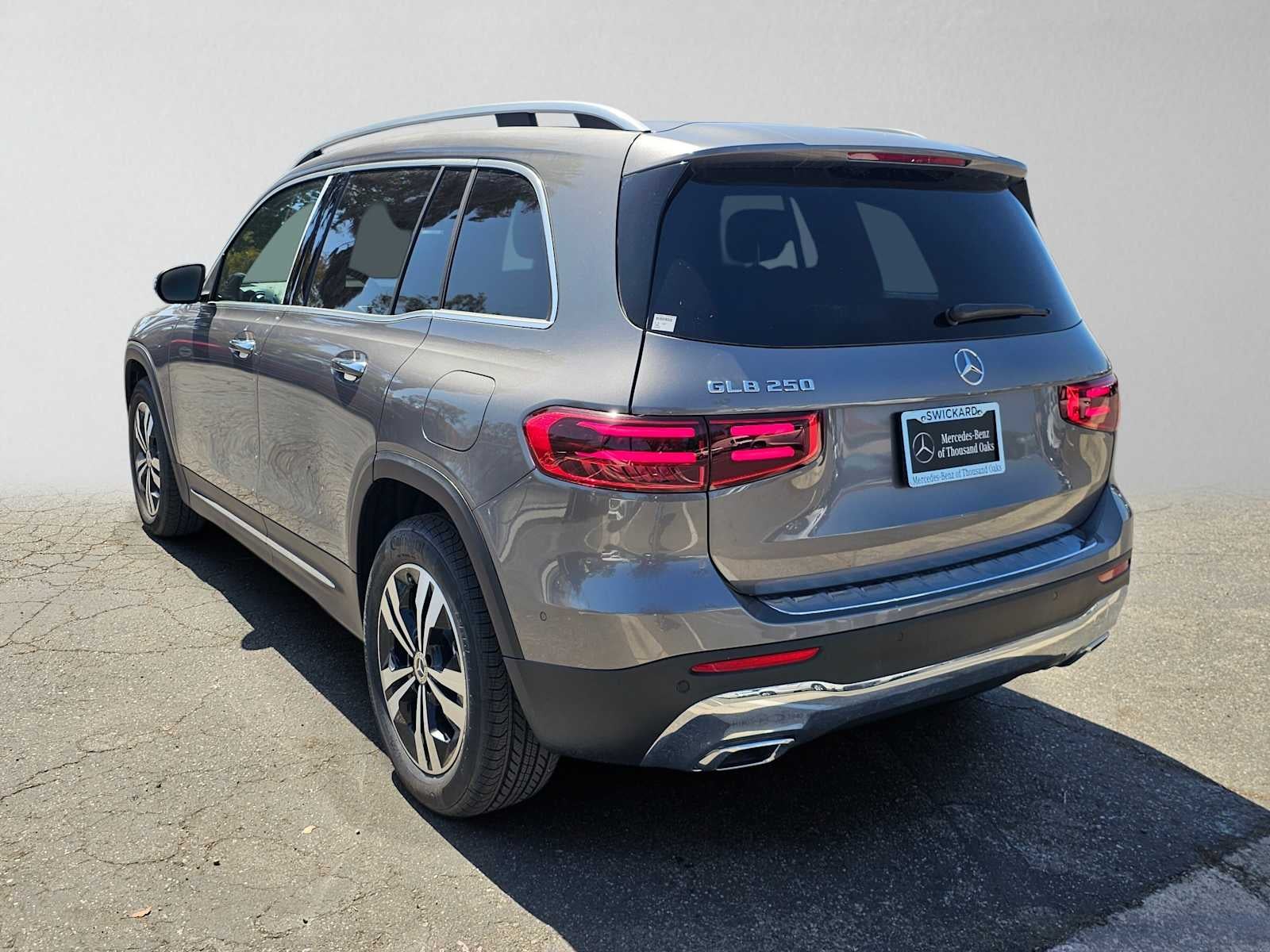 2026 Mercedes-Benz GLB 250 SUV