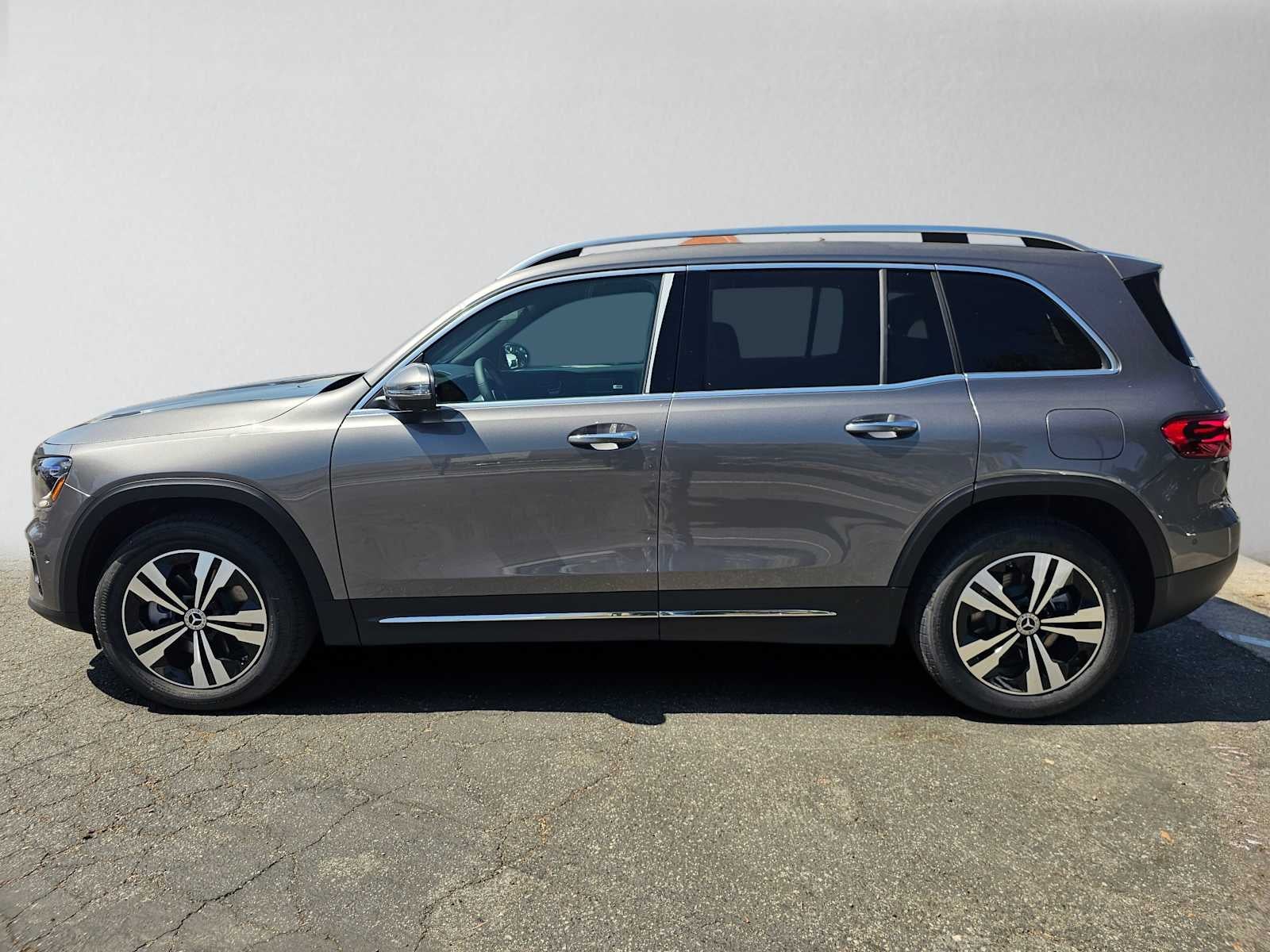 2026 Mercedes-Benz GLB 250 SUV